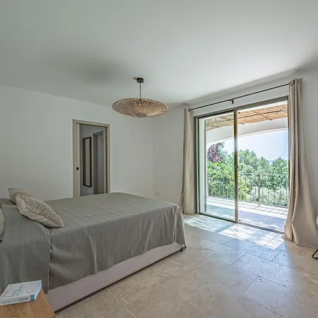 Voga- Luxury Family Holidays Aix-en-provence Villa *